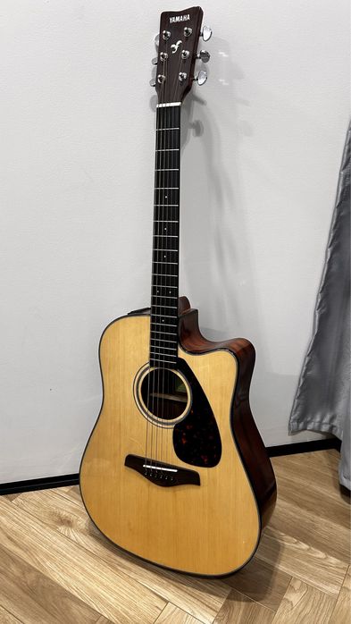 Гитара Yamaha FGX800C