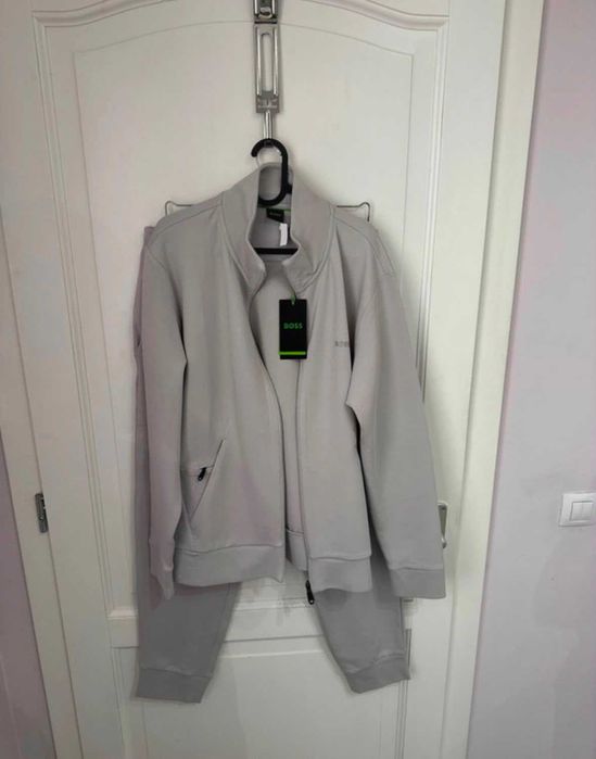Bluza trening HUGO BOSS, marimea L, nou, cu eticheta