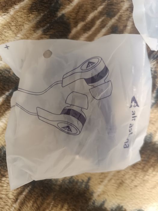 Продам наушники air Astana