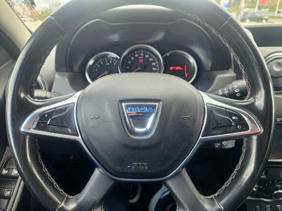 DACIA DUSTER PRESTIGE 1.2 benzina 2017, vand sau schimb