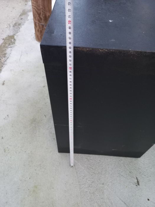 Метален шкаф каса