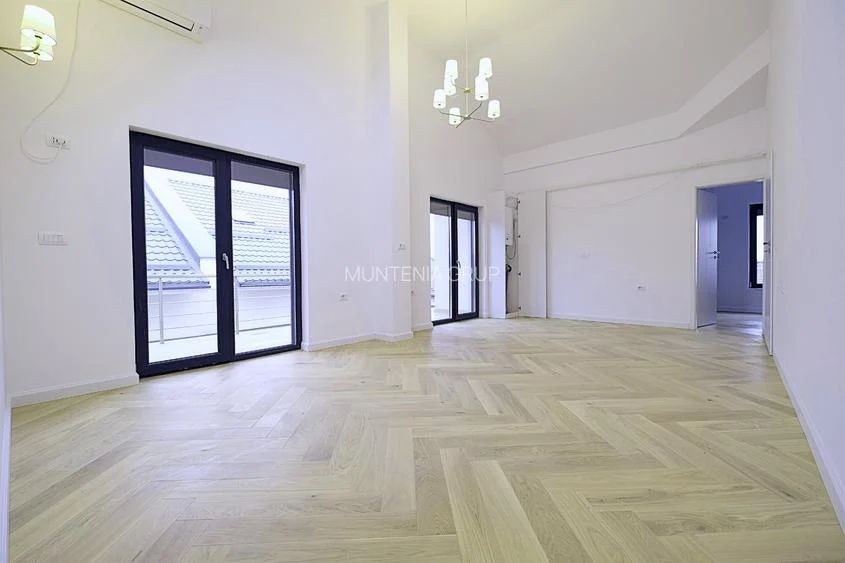 Otopeni Mega Image 23 August , str Intrarea Mesteacanului