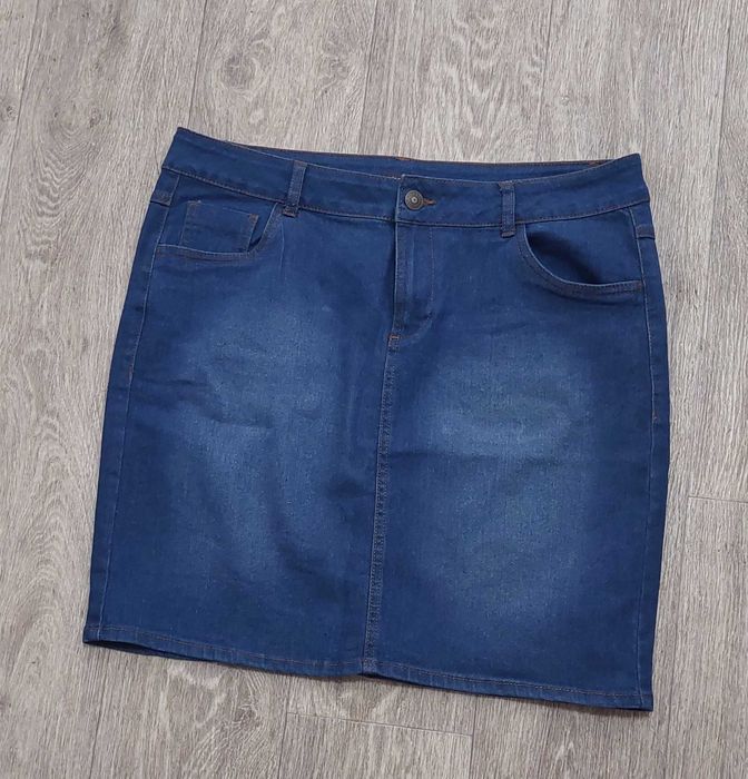 fusta blugi In extenso 44