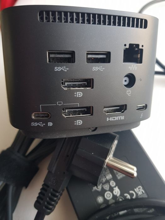 HP docking stations thunderbolt G4