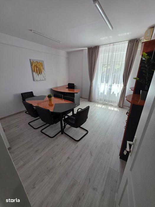 Inchiriez Birou Mobilat 20mp - Piata Romana / Ultracentral - Parter