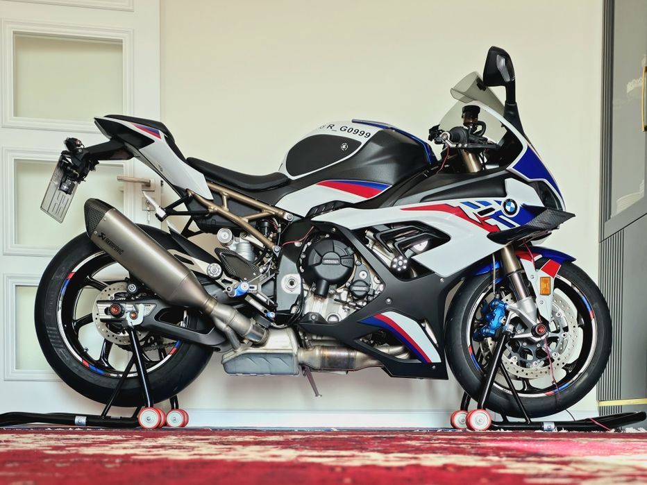 BMW S1000RR 2022 M Package Carbon