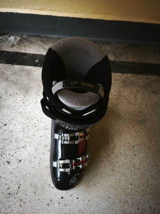 Ски обувки съвсем нови