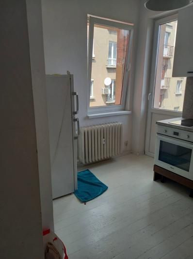 Дава се под наем Двустаен апартамент в София, Център - 81 кв.м за 750 € - Снимка #1