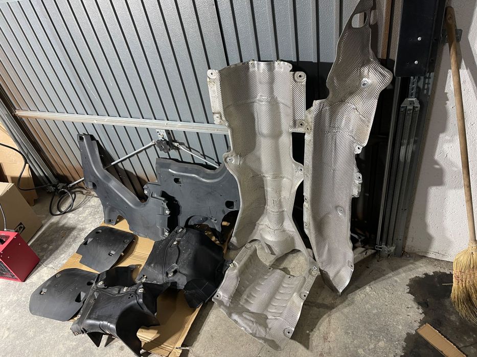 Scut termic protectie izolator BMW Seria G30/31  G11/12
