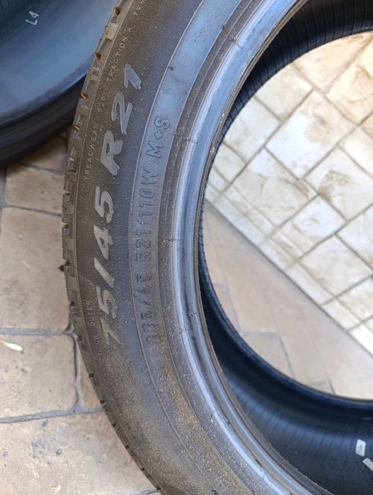 Гуми Pirelli 275/45/21 dot 2023