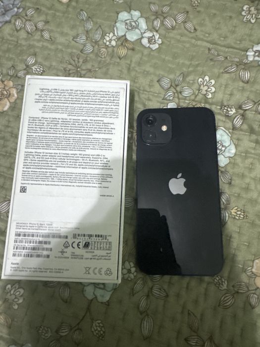 Iphone 12 черного цвета