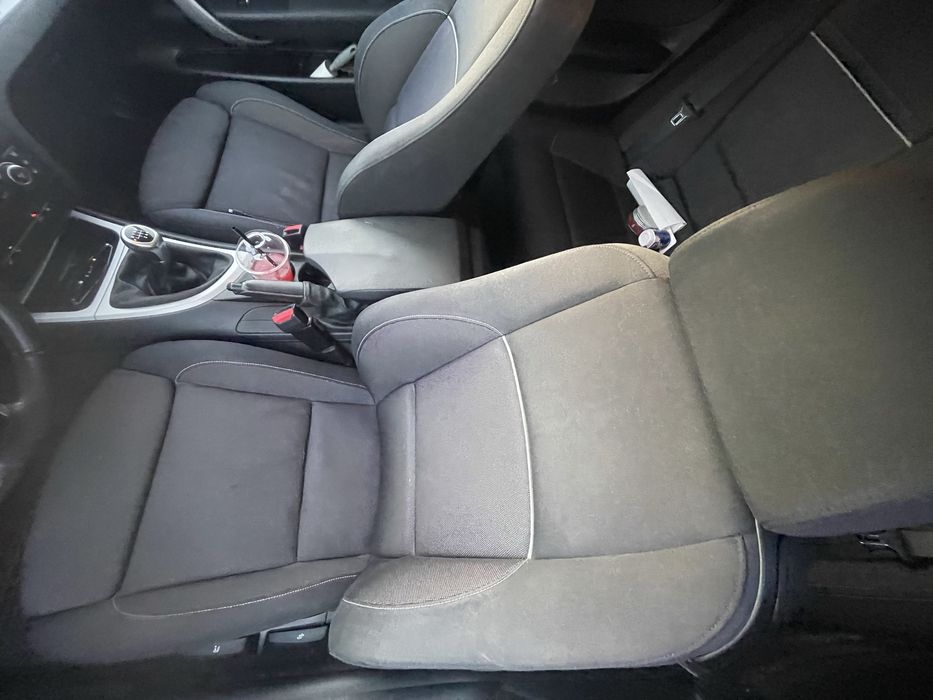 Vand Bmw seria 1 motor 2.0 Benzina 143Hp