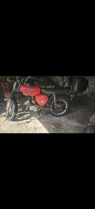 Продавам симсон S51