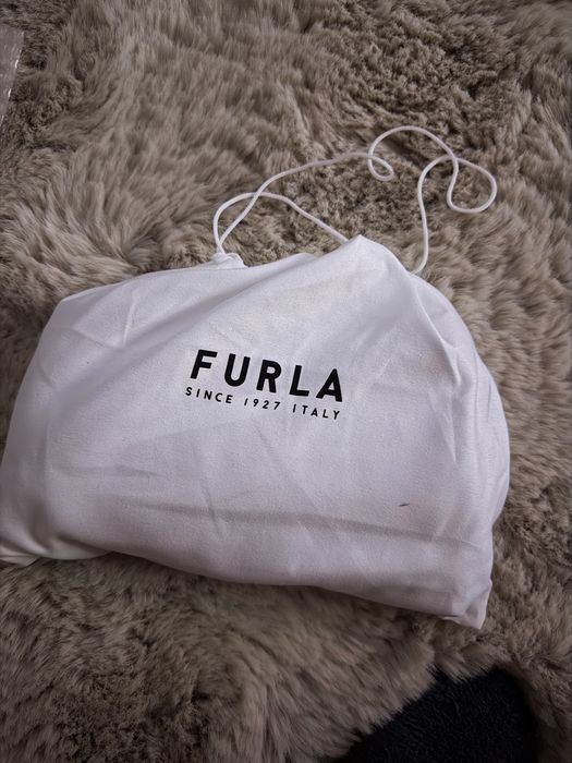 Furla Diamante нова,черен лак