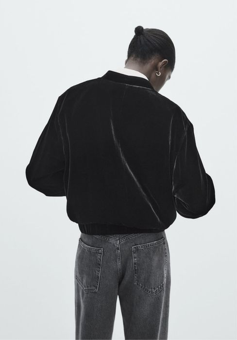 Jacheta bomber Massimo Dutti, din catifea