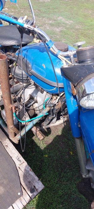 Продам мотоцикл  урал