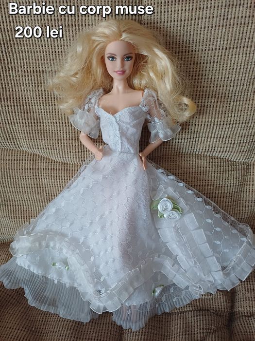 Păpuși barbie-corp muse