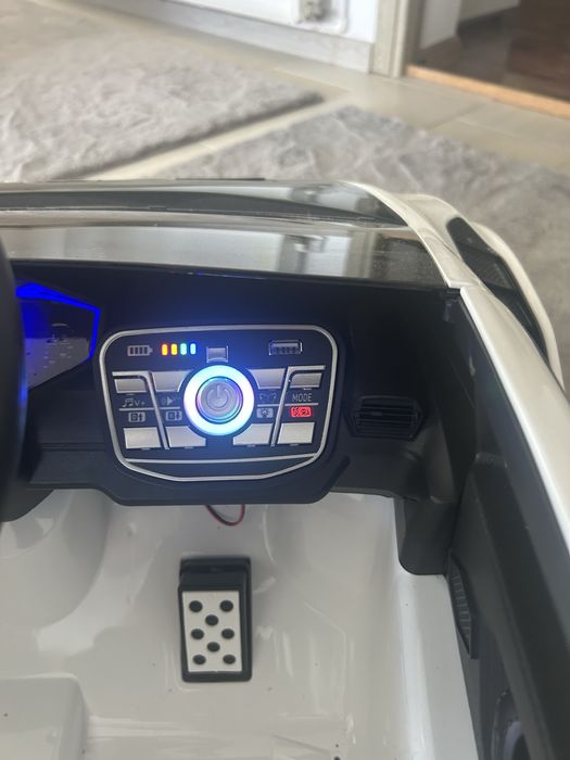 Masina lamborgini noua