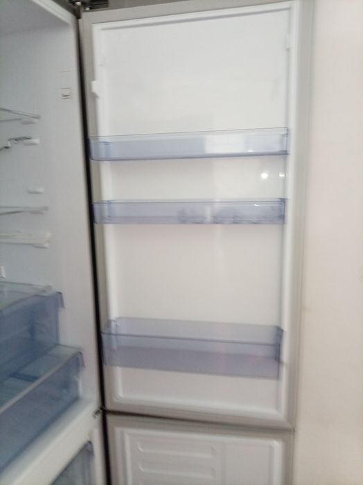 Холодильник beko