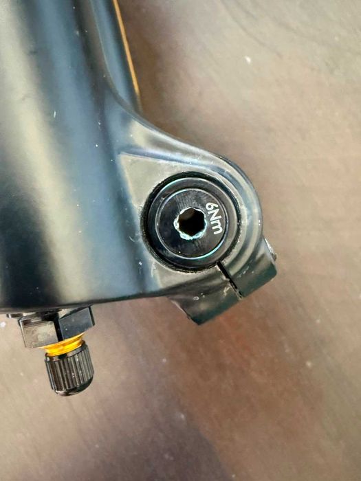 Furca MTB Ohlins RXF38  M.2