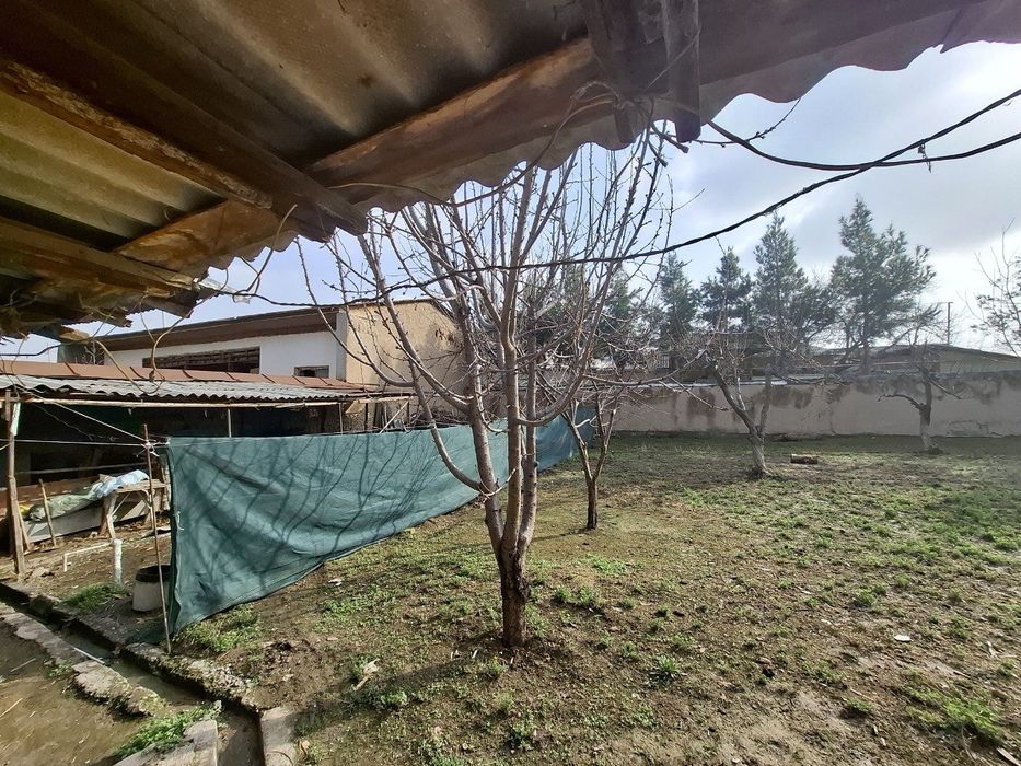 3 сотих  курук ер сотилади