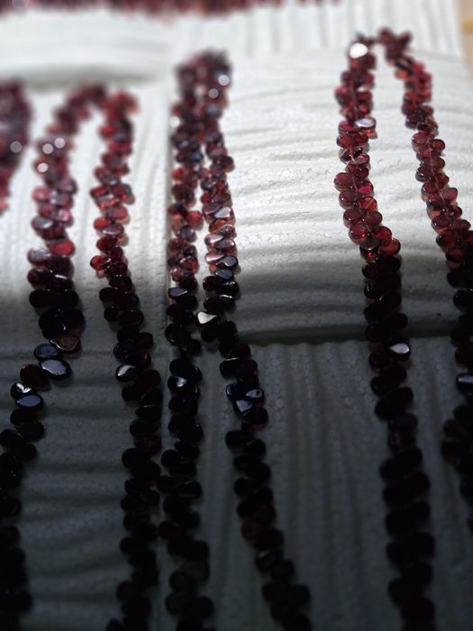 Колье гранатовое. Индия.Новое