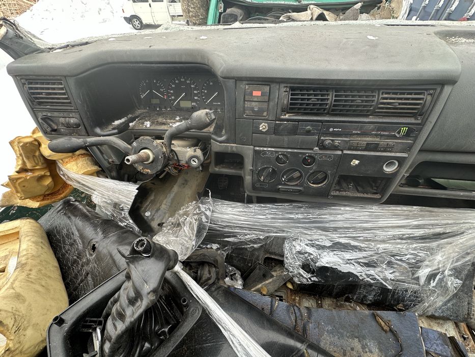 Торпеда в сборе Фольксваген Т4.