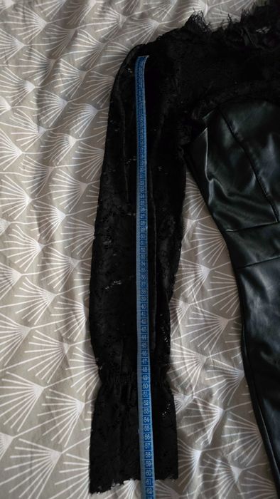 Черна кожена рокля