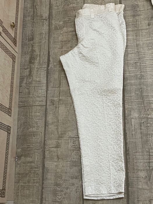 Costum de mire preț negociabil