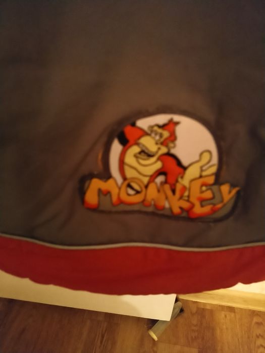 Продам куртку весна - осень