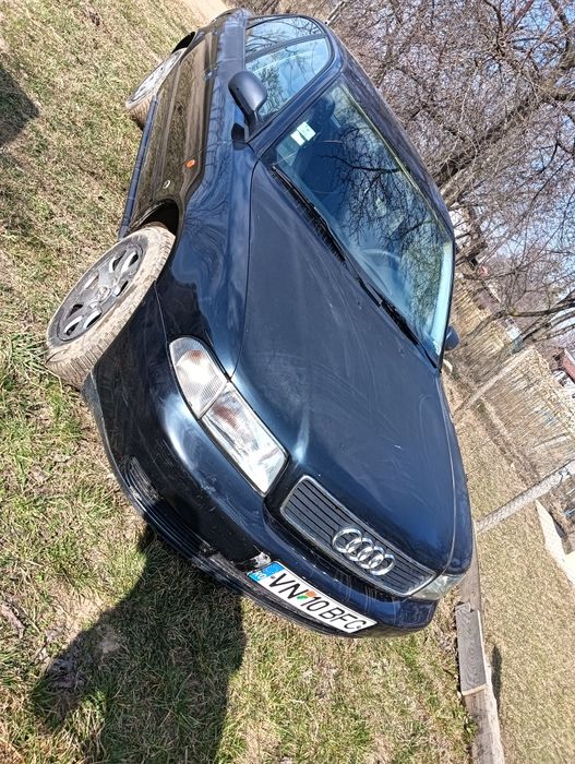 Vând sau schimb Audi A4 b5