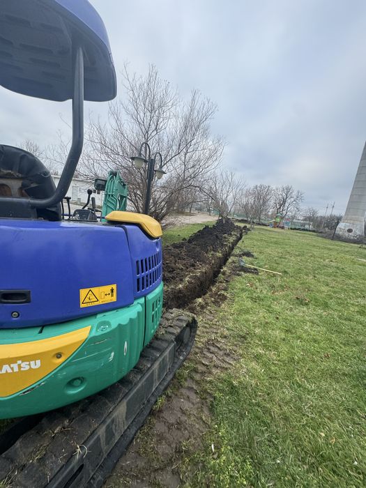 Изкопни дейности с мини багер и самосвал
