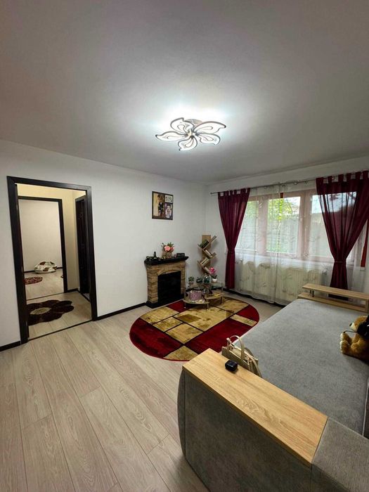 Vand apartament 2 camere, mobilat si renovat