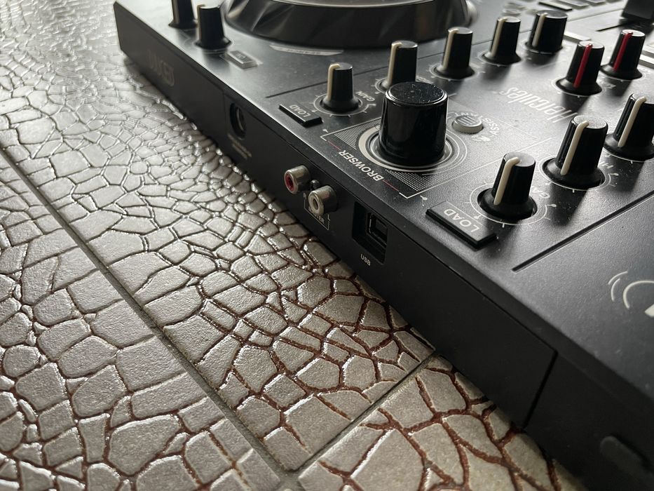 Hercules DJControl Inpulse 300