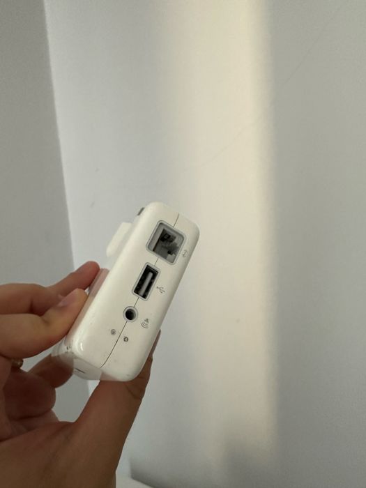 Apple AirPort express wifi extender functional