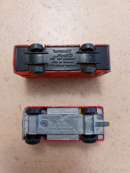 Метални колички matchbox