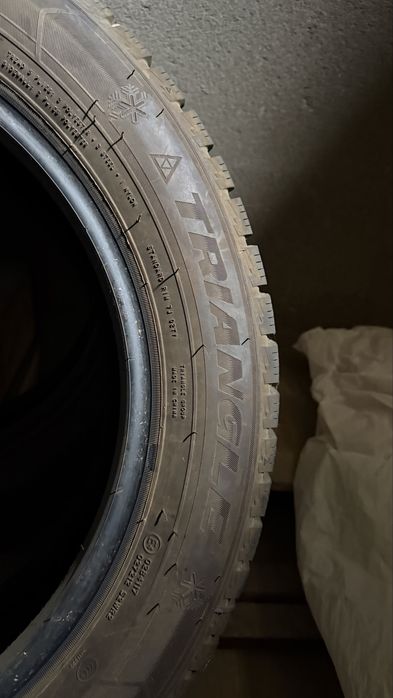 215/55r19 Triangel