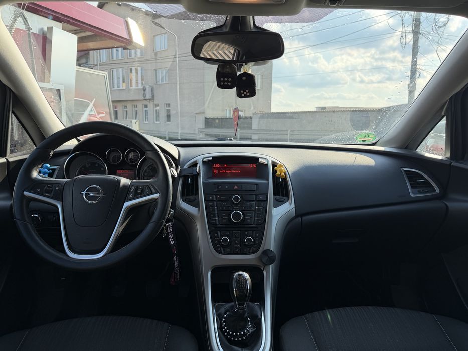 OPEL Astra 2012 — imagine 2