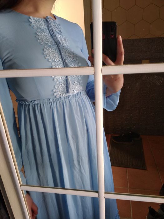 Платье небесного цвета. Одевалось 1 раз.