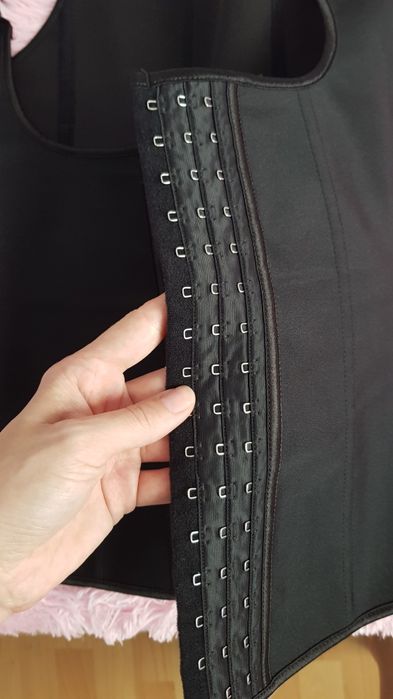 Продам плотный корсет