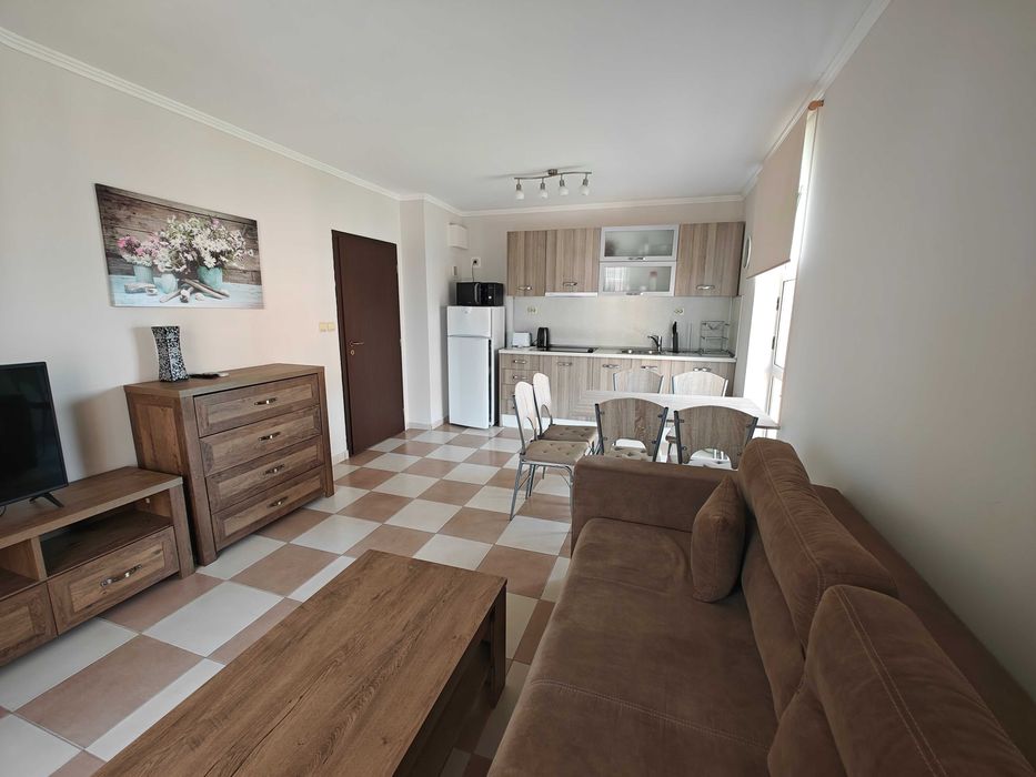 Продава се Двустаен апартамент в Созопол - 63 кв.м за 1564 €/кв.м - Снимка #4