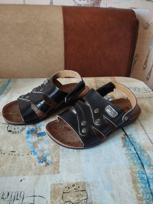 Сандали мальчуковые 31 размер