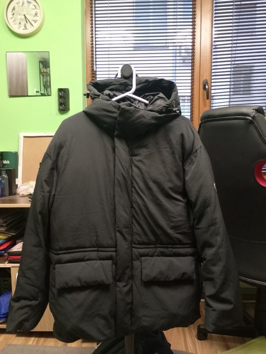 Яке на Armani Exchange зимно дебело М размер