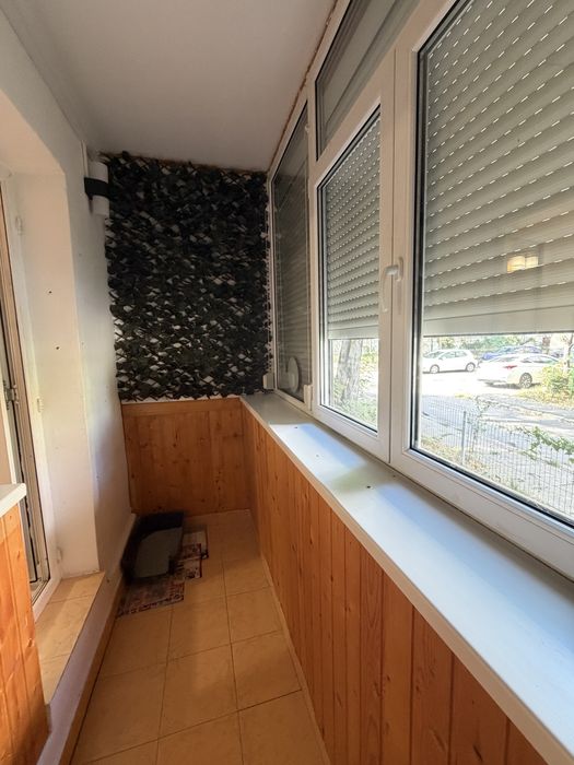 Vand apartament 2 camere, decomandat, parter, ultracentral, Bloc 1986