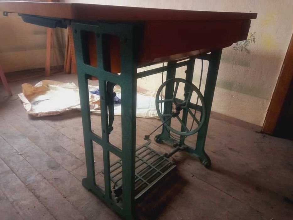 Крачна шевна машина Lucznik