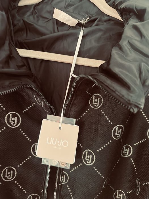 Дамско преходно яке LIU JO