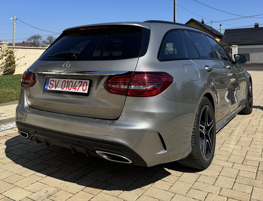 Mercedes C180 - AMG Pack-  Benzina - Automat