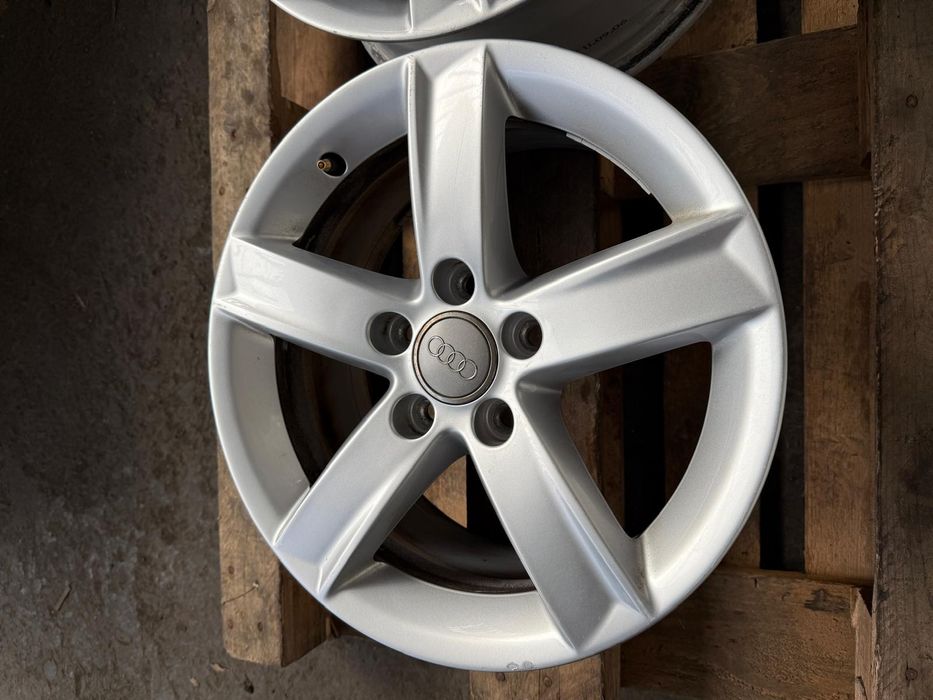 Jante originale Audi A4 Vw Golf Passat Skoda Octavia Seat 5x112 pe 16"