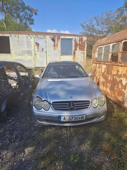 Продава се Мерцедес CLK 2,7 2003 година