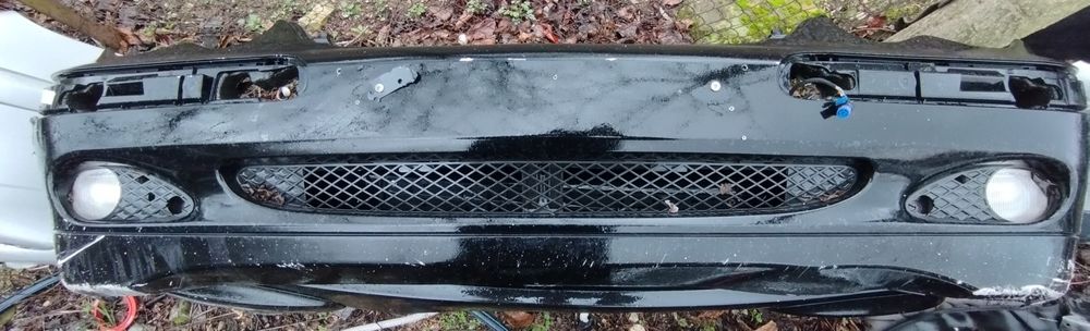 Предна броня Мерцедес C класа W203 седан, комби и спорт купе CL203